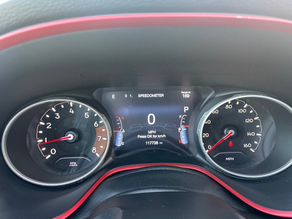 Used 2020 Jeep Compass Trailhawk AWD/4WD image 22