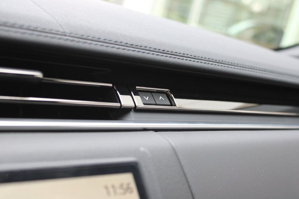 New 2027 Land Rover Range Rover Sport Dynamic SE Plug-In Hybrid AWD/4WD image 28
