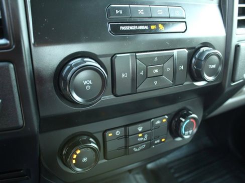 Used 2020 Ford F150 XL w/ Equipment Group 101A Mid RWD image 27