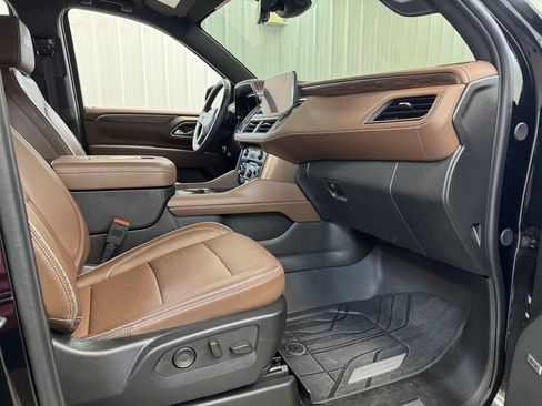 Used 2024 Chevrolet Tahoe High Country w/ Max Trailering Package AWD/4WD image 39