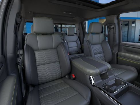 New 2026 Chevrolet Silverado 2500 ZR2 w/ LPO, Dark Essentials Package AWD/4WD image 16
