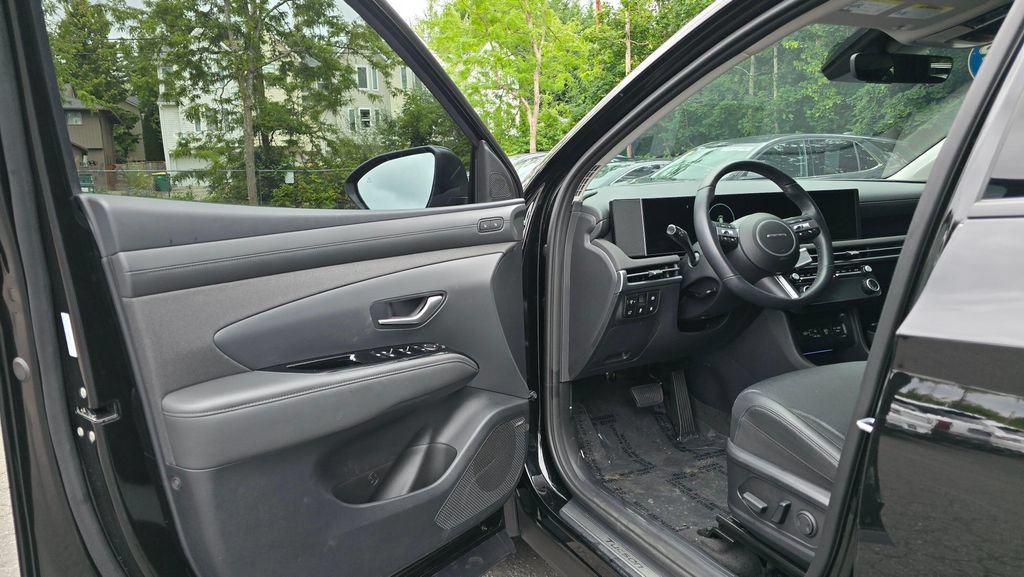 Used 2026 Hyundai Tucson Limited AWD/4WD image 20