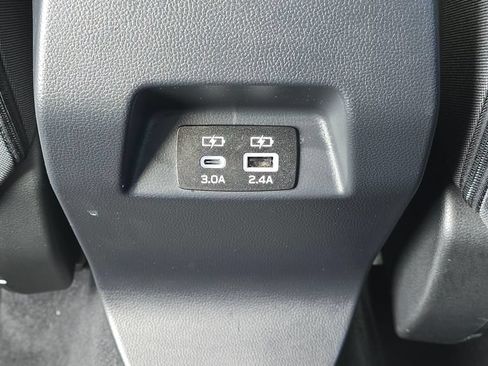 Used 2025 Subaru Crosstrek 2.5i Premium w/ Crosstrek Mirror Package AWD/4WD image 18