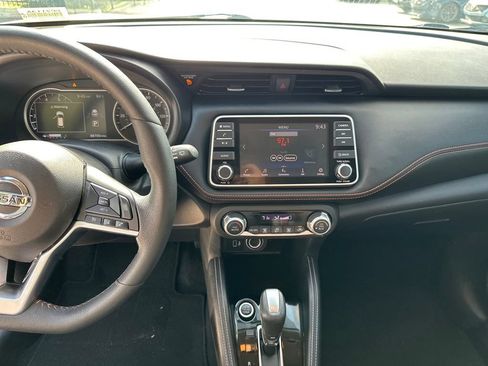 Used 2019 Nissan Kicks SR w/ Exterior Package FWD image 22