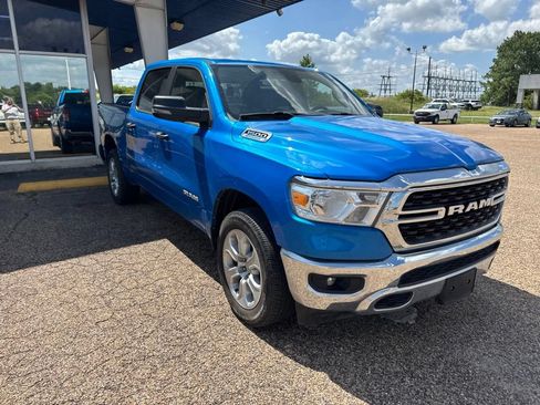 Used 2023 RAM 1500 Lone Star AWD/4WD image 1
