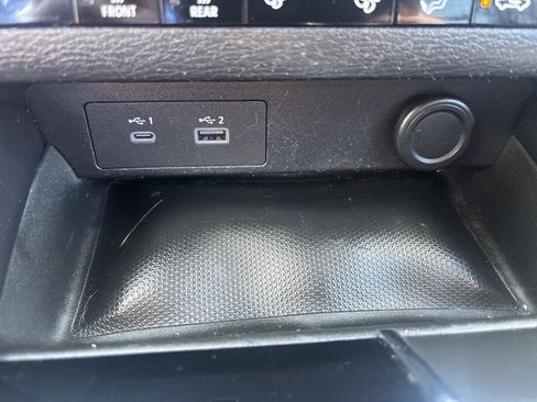 Used 2022 Mitsubishi Outlander ES image 21