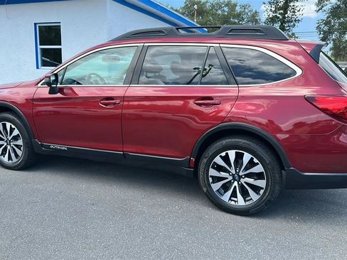 Used 2015 Subaru Outback 2.5i Limited AWD/4WD image 12