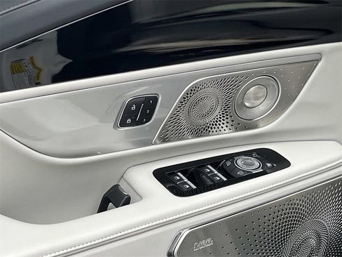 New 2026 Lincoln Nautilus Reserve image 12