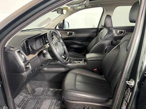 Certified 2022 Kia Sorento X-Line EX image 6