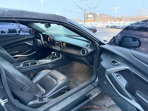 Used 2017 Chevrolet Camaro LT w/ RS Package image 18