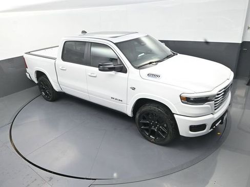 New 2026 RAM 1500 Laramie AWD/4WD image 11