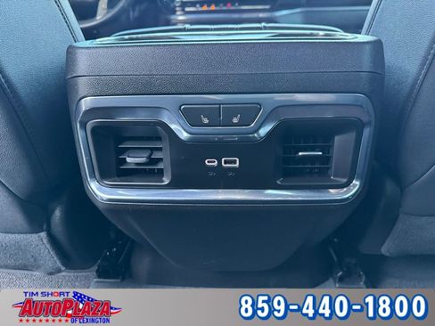 Used 2024 Chevrolet Silverado 2500 High Country w/ High Country Premium Package image 32