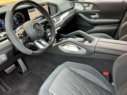 New 2026 Mercedes-Benz GLE 53 AMG 4MATIC Coupe image 9