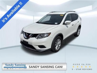 Used 2016 Nissan Rogue SV