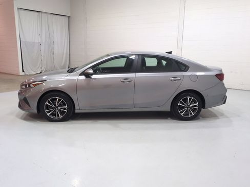 Certified 2024 Kia Forte LXS FWD image 6