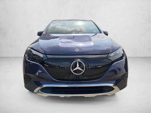 Used 2023 Mercedes-Benz EQE 350+ SUV image 2