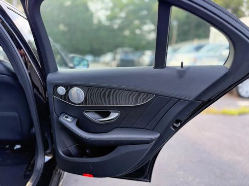 Used 2015 Mercedes-Benz C 300 4MATIC Sedan image 29