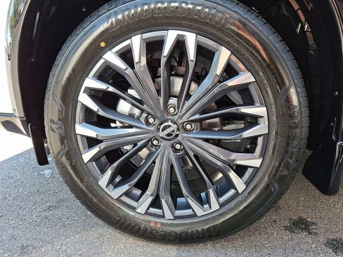 New 2026 Nissan Rogue Platinum w/ Platinum Premium Package image 4