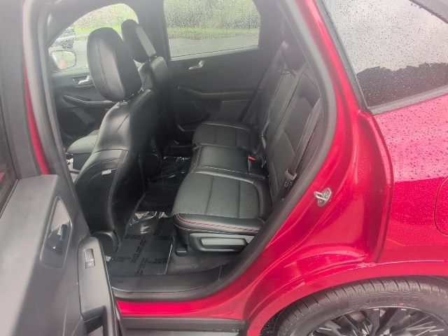 Used 2023 Ford Escape ST-Line Elite AWD/4WD image 22