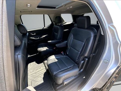 Used 2019 Chevrolet Traverse Premier w/ Redline Edition AWD/4WD image 22