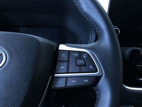 Used 2025 Toyota Grand Highlander XLE image 28