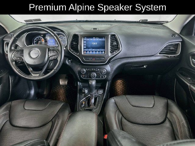 Used 2020 Jeep Cherokee Trailhawk AWD/4WD image 17