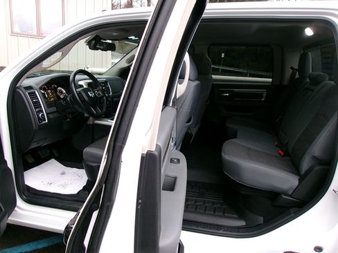 Used 2018 RAM 1500 Big Horn image 17