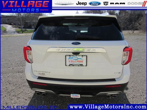 Used 2020 Ford Explorer Platinum w/ Premium Technology Package image 5
