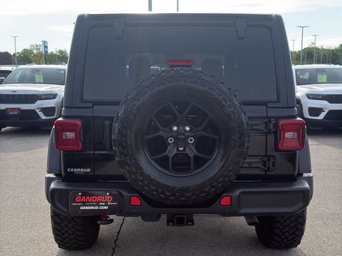 Used 2024 Jeep Wrangler Unlimited Sport AWD/4WD image 7