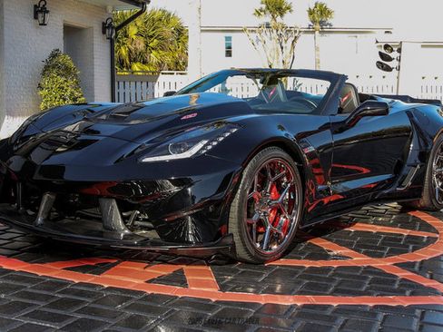 Used 2019 Chevrolet Corvette Z06 image 14