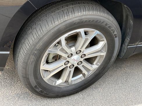 Used 2014 GMC Acadia SLT w/ Technology Package FWD image 6