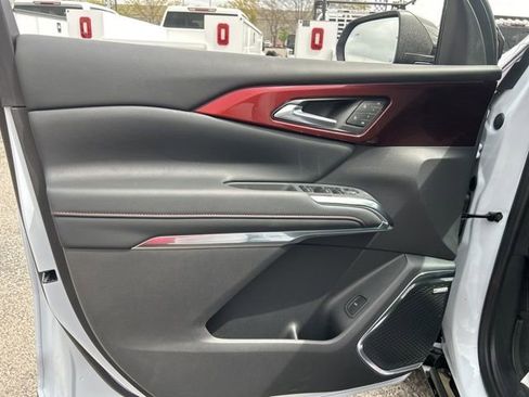 New 2026 Chevrolet Traverse RS w/ LPO, Floor Liner Package image 11