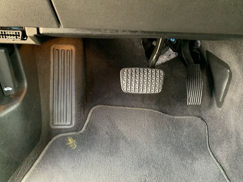 Used 2014 Chevrolet Impala LTZ FWD image 17