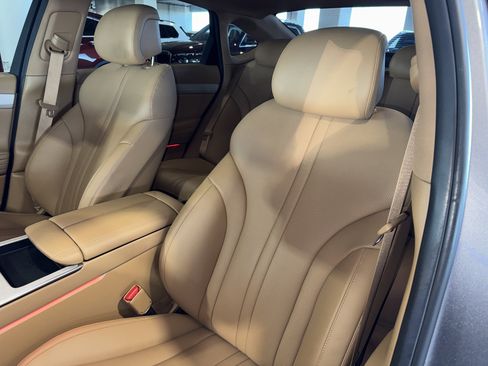 Used 2025 Genesis G80 2.5T Advanced image 33