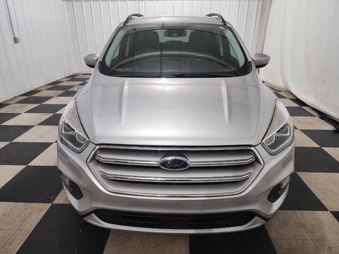 Used 2019 Ford Escape SEL image 3