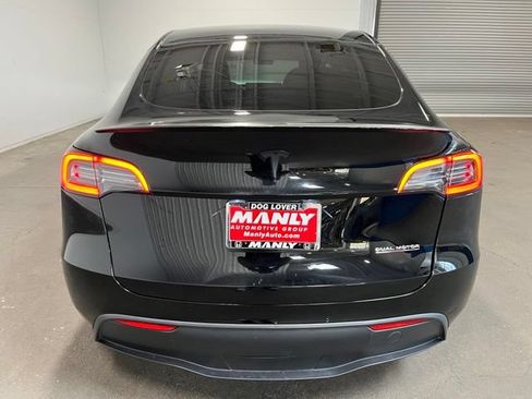 Used 2023 Tesla Model Y Performance AWD/4WD image 4