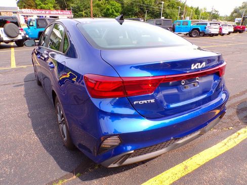 Used 2023 Kia Forte LXS w/ LXS Technology Package FWD image 11