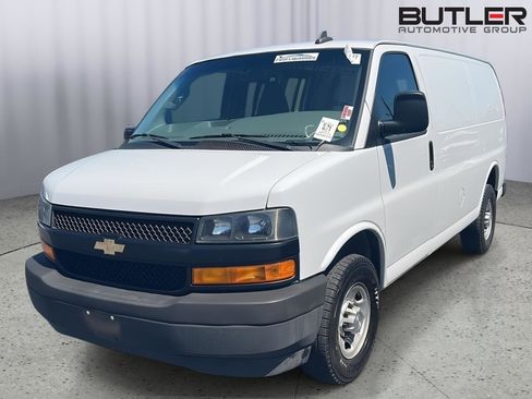 Used 2020 Chevrolet Express 2500 w/ Enhanced Convenience Package image 1