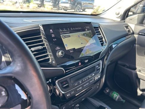 Used 2022 Honda Pilot Elite image 8