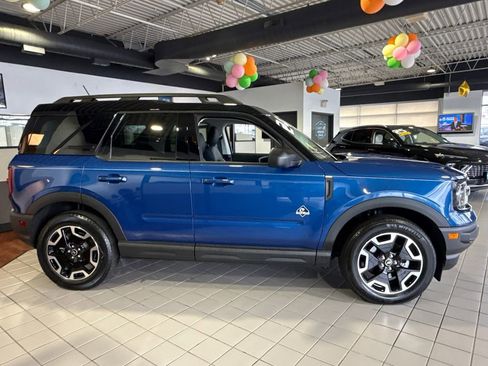 Used 2024 Ford Bronco Sport Outer Banks w/ Tech Package AWD/4WD image 11