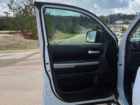 Used 2018 Toyota Tundra Limited image 6