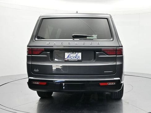 Used 2024 Jeep Wagoneer L Series II RWD image 6