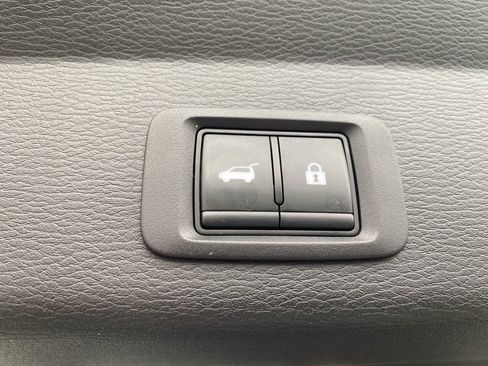 Used 2024 Mitsubishi Outlander SE image 15