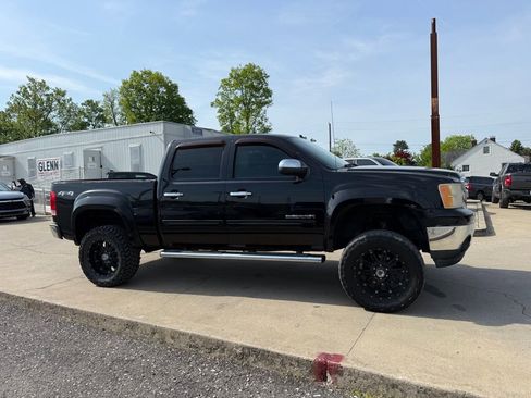 Used 2011 GMC Sierra 1500 SLE w/ Power Tech Package AWD/4WD image 5