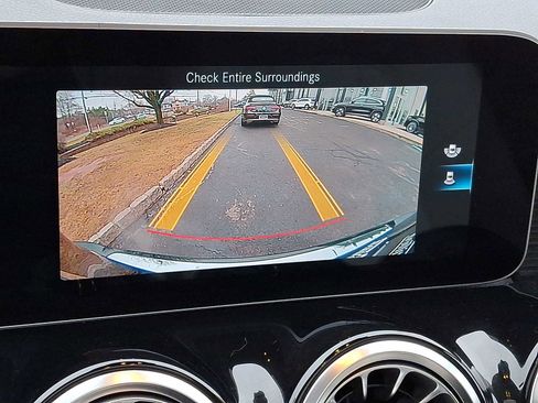 Certified 2021 Mercedes-Benz GLB 250 GLB 250 image 15