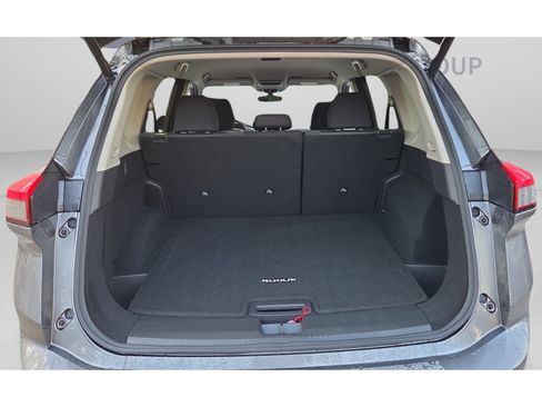 Used 2024 Nissan Rogue SV FWD image 13