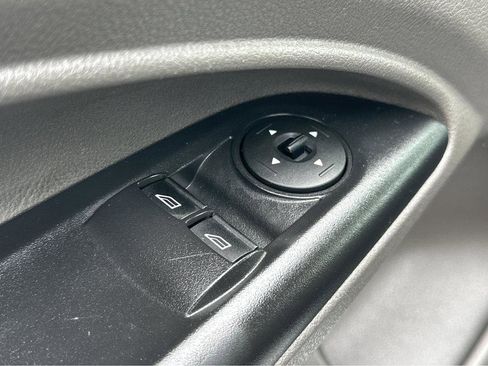 Used 2020 Ford Transit Connect XL image 35