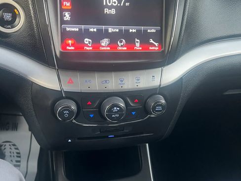 Used 2018 Dodge Journey GT FWD image 13