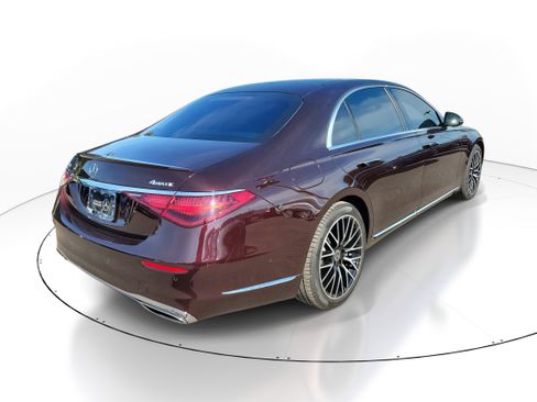 Certified 2022 Mercedes-Benz S 580 4MATIC Sedan image 4