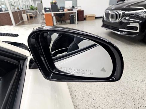 Used 2018 Mercedes-Benz AMG GT Roadster image 32